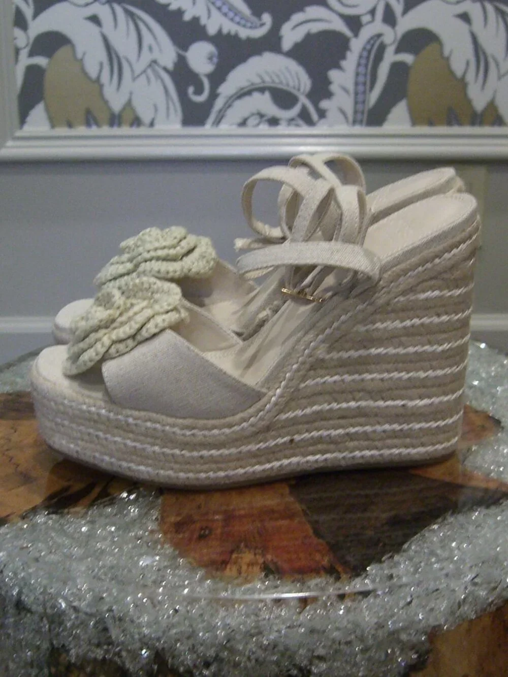 NIB ASOS DESIGN TASHA NATURAL CROCHET FLOWER ESPADRILLES SHOES 7.5M